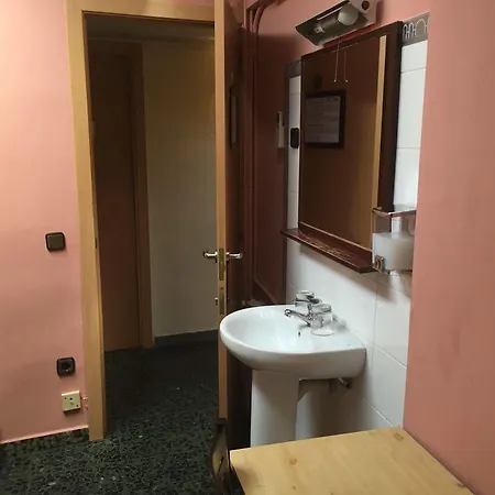 阿鲁阁旅馆 2* 巴塞罗那