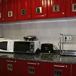 هوستال ألوغار برشلونة