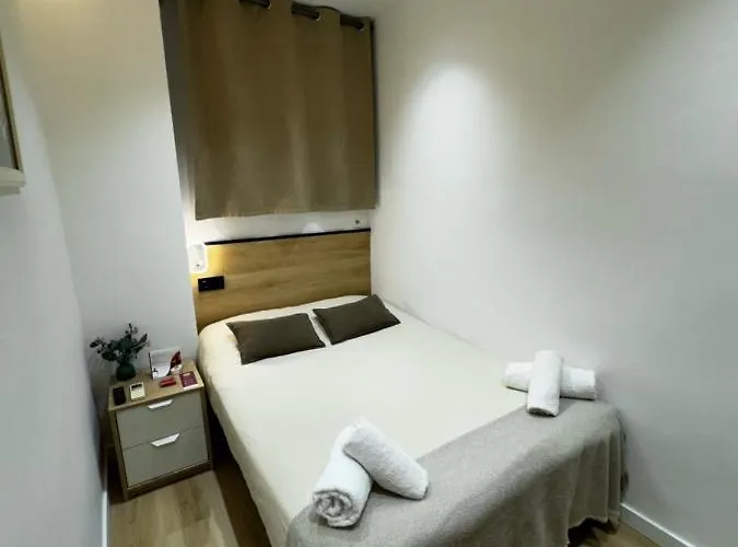 Alogar Πανσιόν 2*